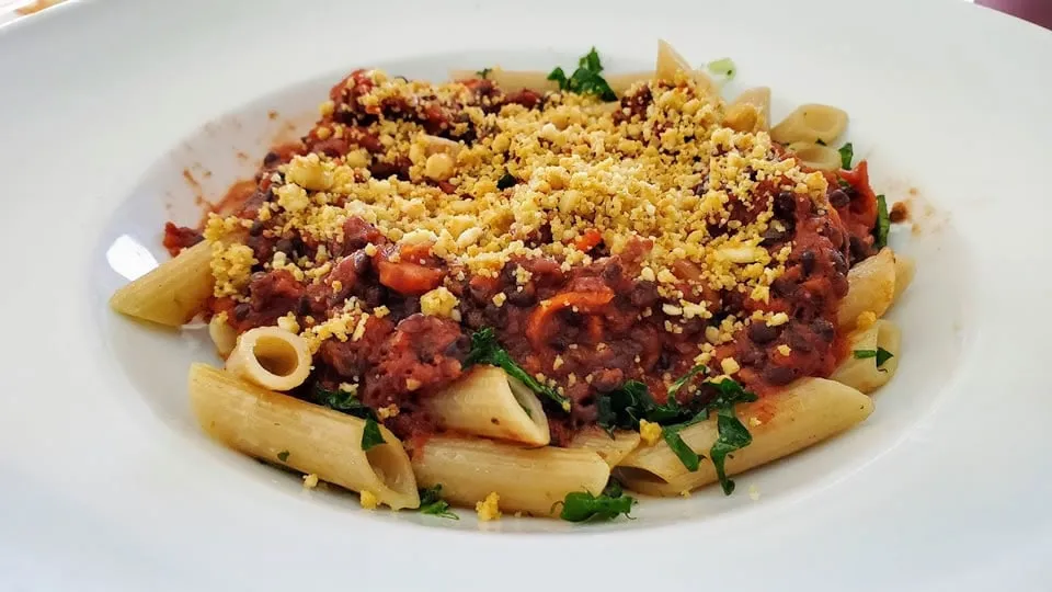 Sprinly Amalfi lentil bolognese