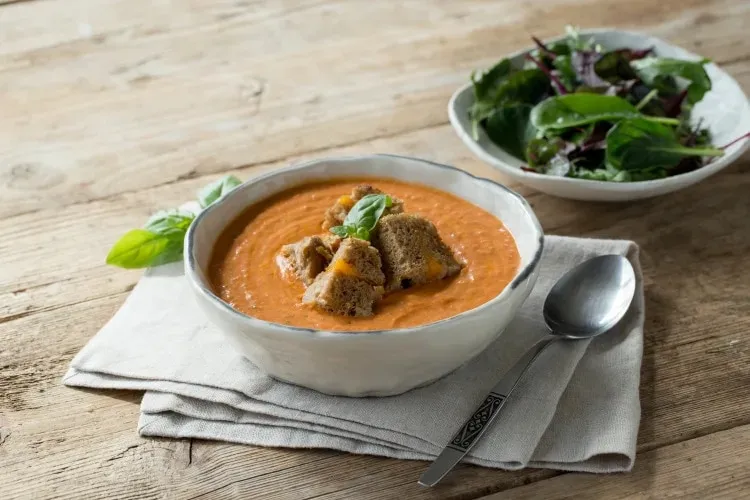 Cheddar Grilled Cheese and Creamy Tomato Soup