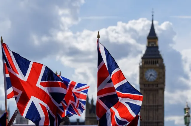 Big,Ben,At,The,Palace,Of,Westminster,With,Union,Jack