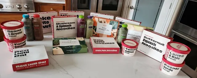 Splendid Spoon meal delivery counter